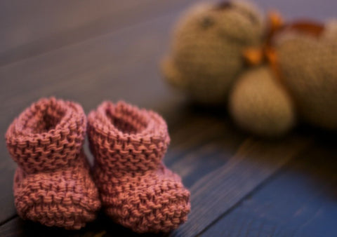 Пинетки-туфельки вязаные Брусничные